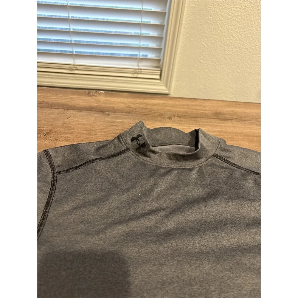 Under‎ Armour Shirt Mens MGray ColdGear Compression Mock Long Sleeve Top